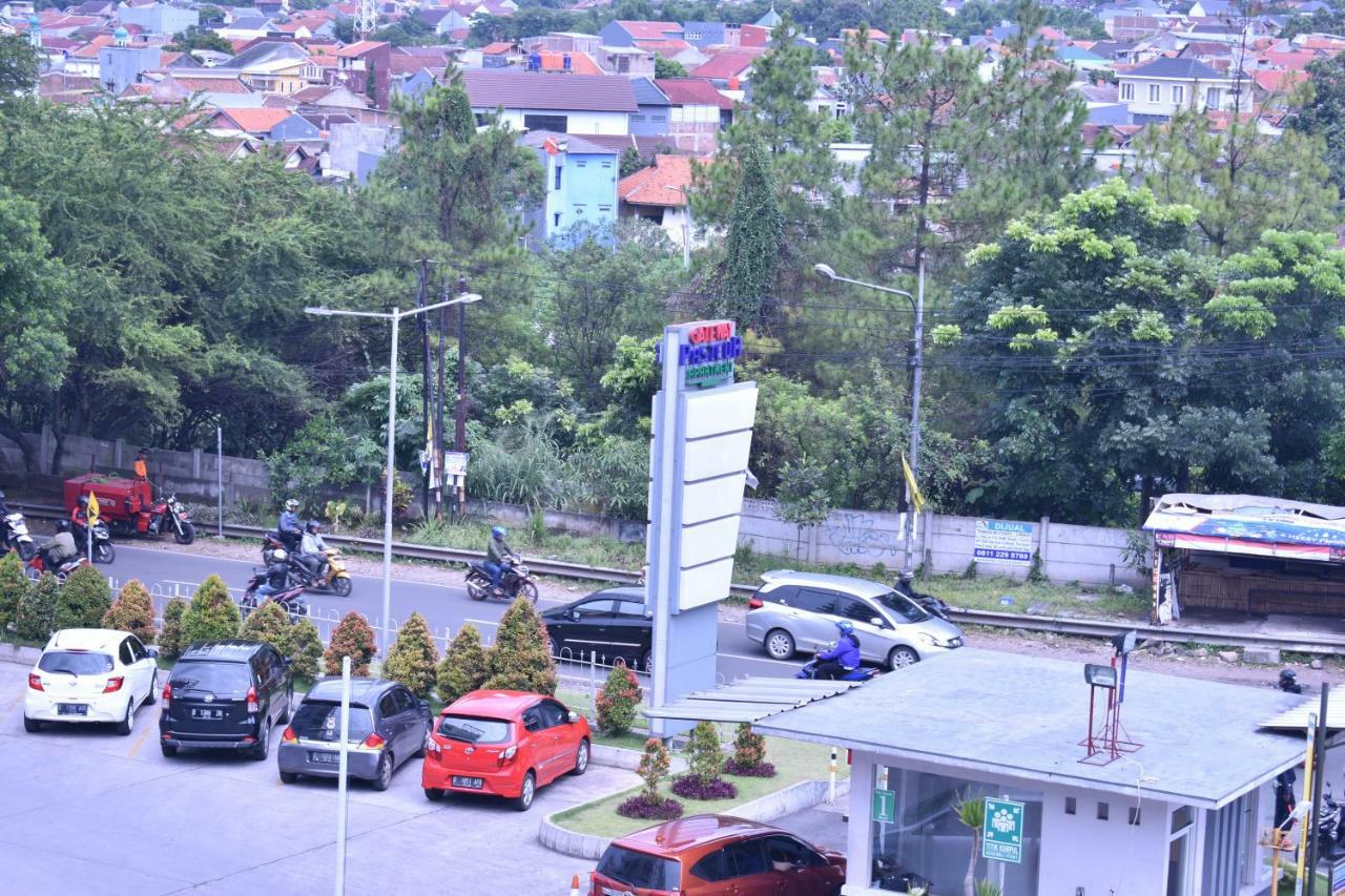 Gateway Pasteur 2Br Tower Depan Ruby 7 C Lägenhet Bandung Exteriör bild